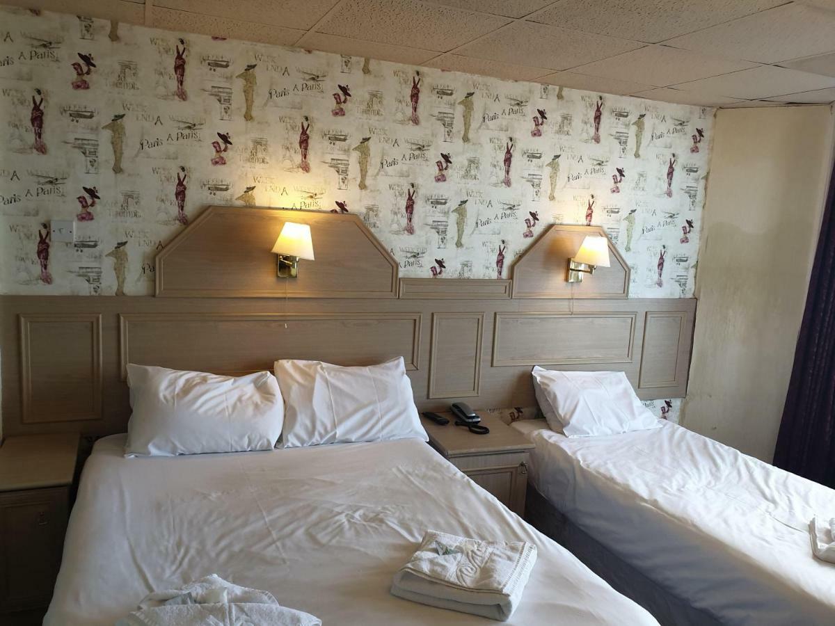 The Parisienne Hotel Блекпул Екстериор снимка