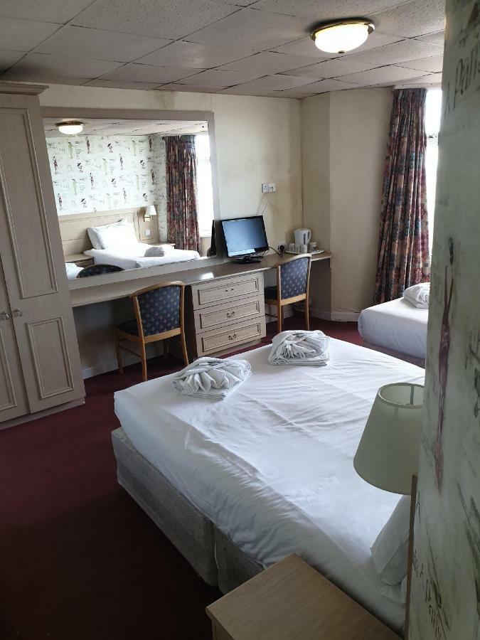 The Parisienne Hotel Блекпул Стая снимка